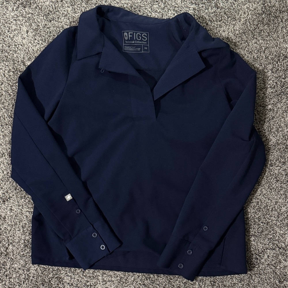 Figs Women's Deep Blue scrub Top size xs
